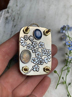 Boneroshop | Mini Flower Press | Compact Botanical Keepsake Maker | Portable Craft Tool