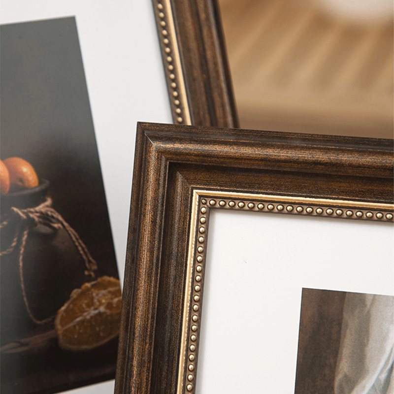 Modern Photo Frame for Wall Hanging or Tabletop