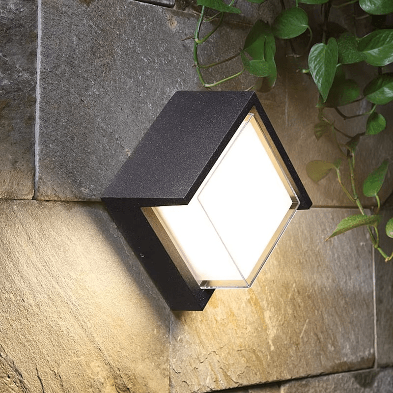 Outdoor wall light | Integrated warm white LED | Weatherproof