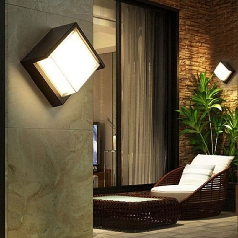 Outdoor wall light | Integrated warm white LED | Weatherproof