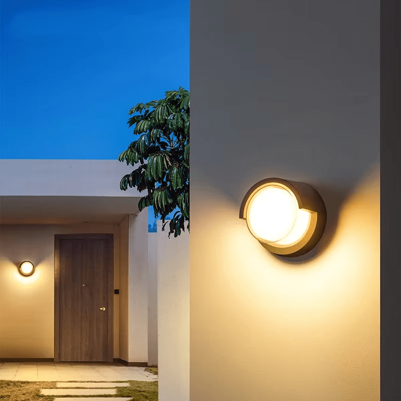 Outdoor wall light | Integrated warm white LED | Weatherproof