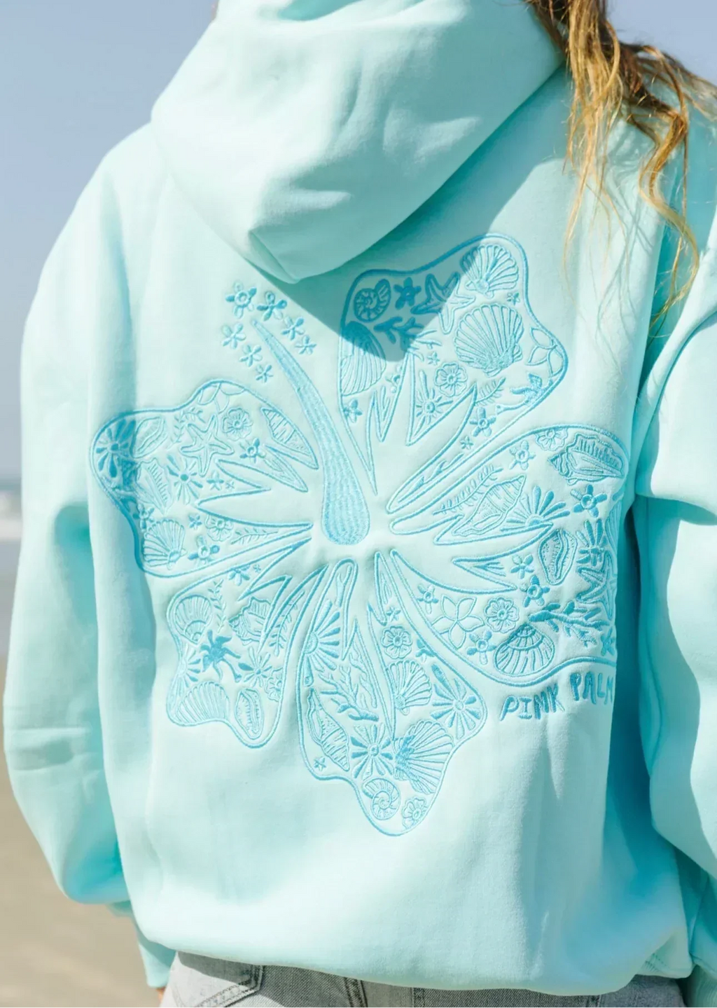 Oversized Hoodie with Tropical Print - Comfortable Streetwear