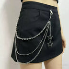 Pleated skirt with stylish chains