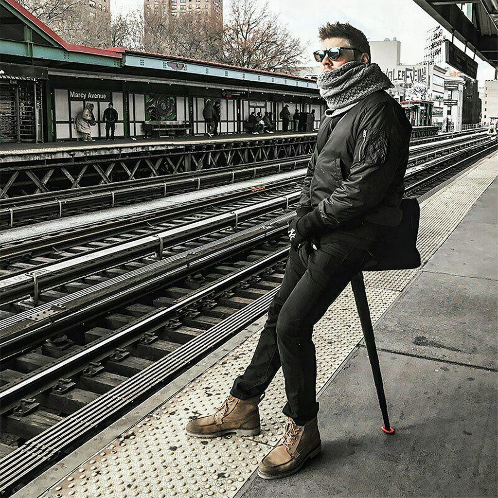 Portable mini folding stool for queues and outdoors