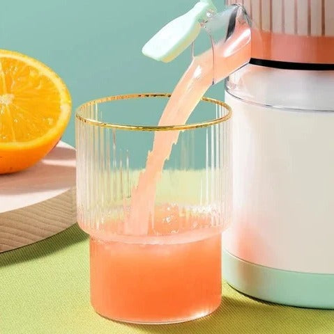 Portable Wireless Electric Citrus Juicer for Oranges and Lemons