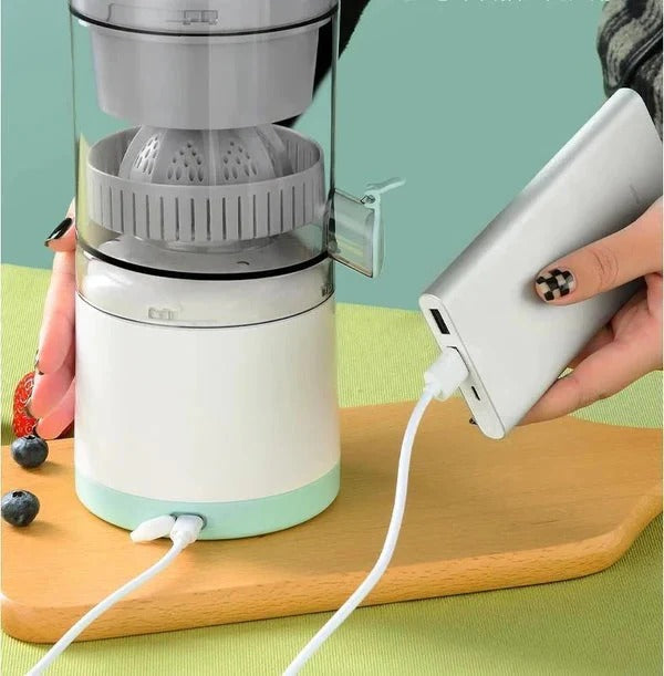 Portable Wireless Electric Citrus Juicer for Oranges and Lemons
