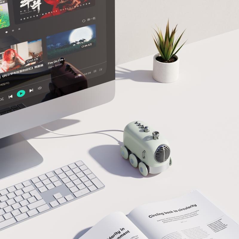 Retro Bluetooth Speaker with Wireless High-Quality Sound – Mini Train Design