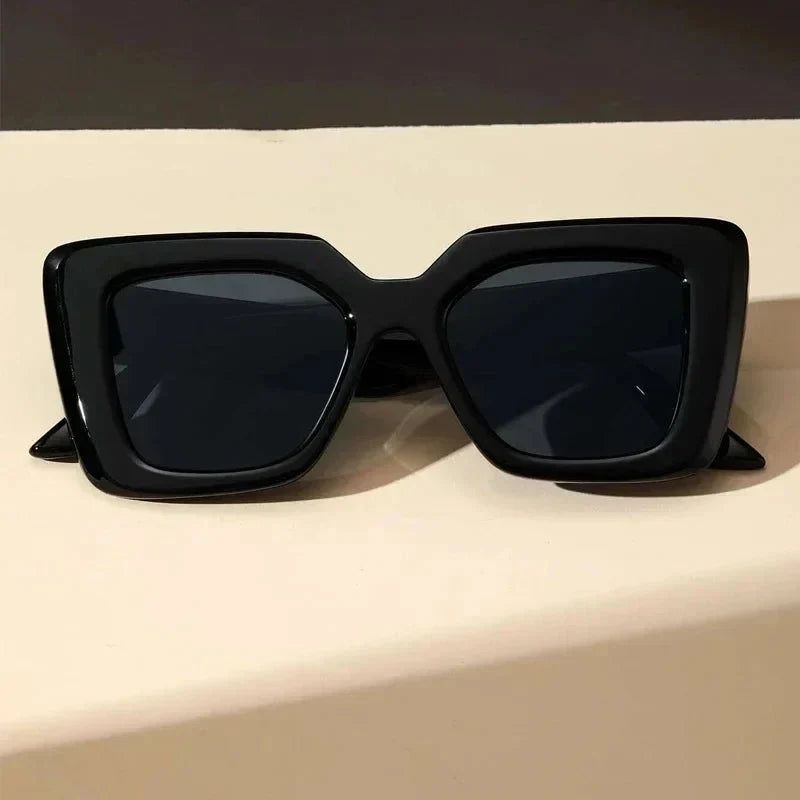 Saint Véda Oversize Sunglasses With UV-Blocking Lenses In Acetate