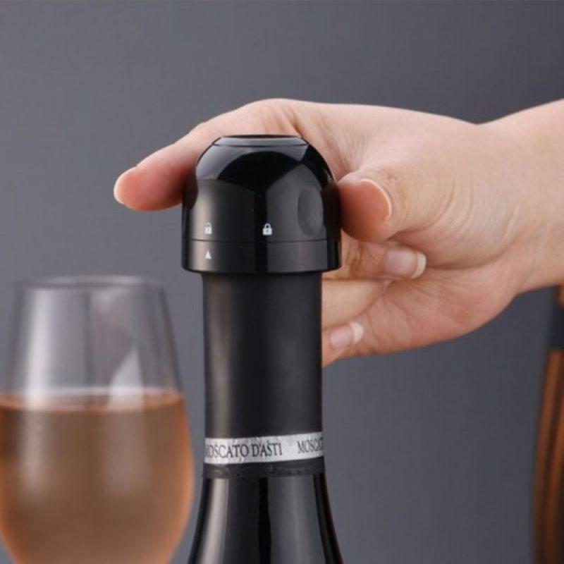 Silicone sealed wine, beer and champagne stopper