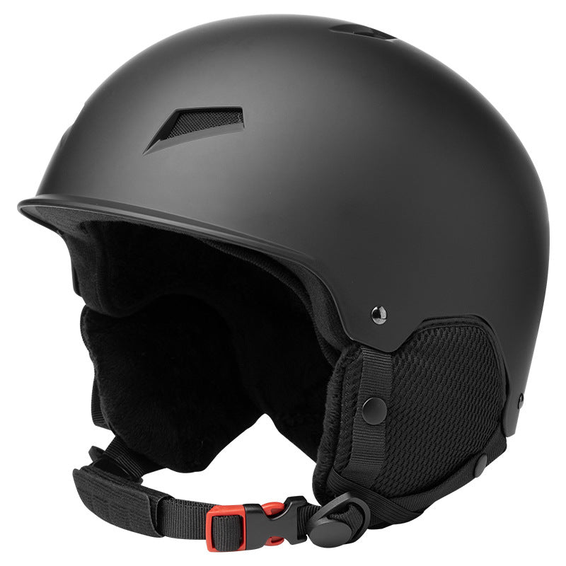 Ski Helmet with Thermal Insulation and Secure Fit System