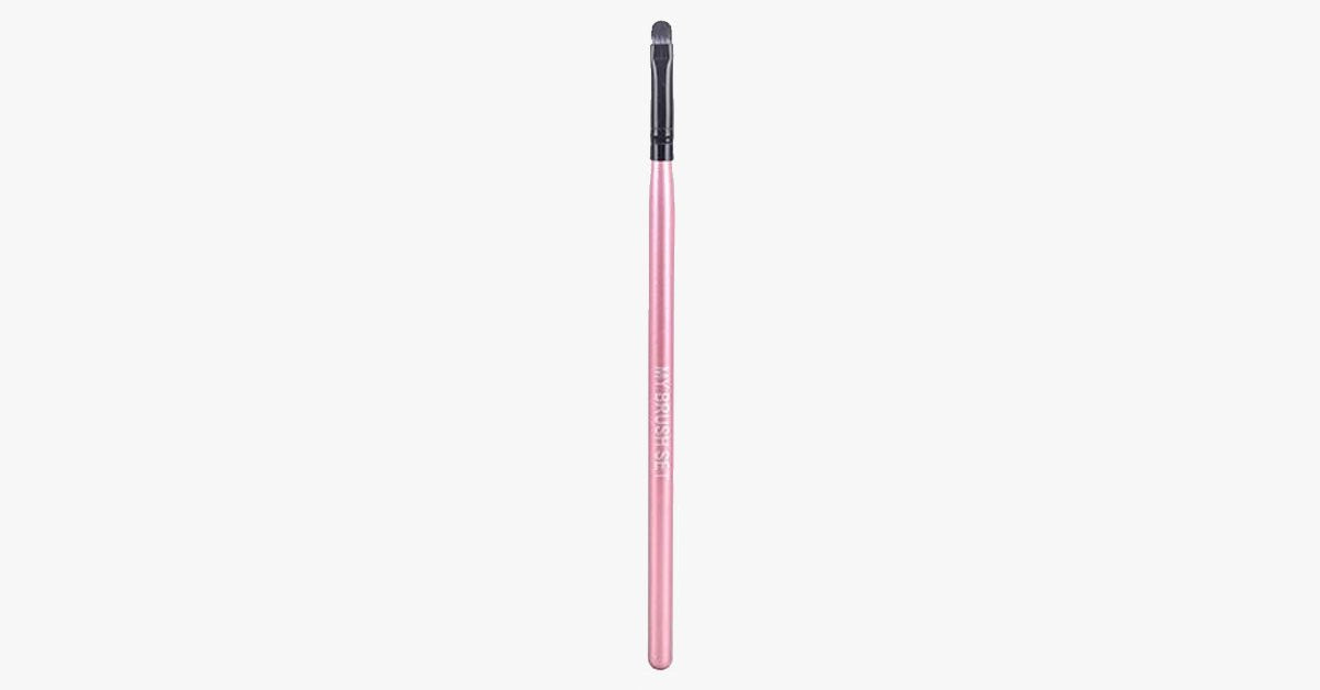 Smudge Makeup Brush