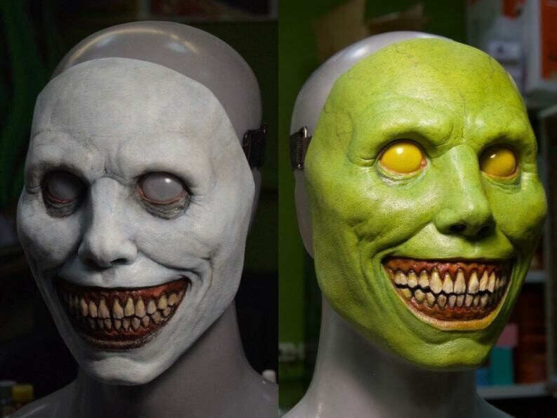 Terrifying Halloween Mask, Smiling Demon Latex Mask for Adults, Creepy Mask for Parties and Cosplay, LED Versions Also A