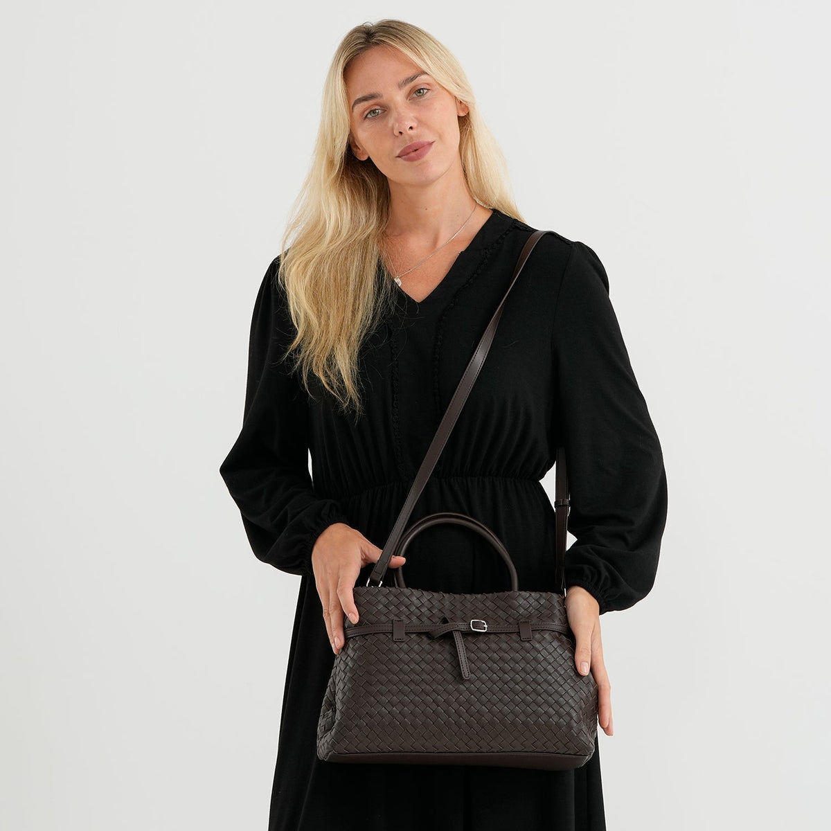 Valissiere Women's Genuine Leather Crossbody Bag with Multi-Pocket Storage