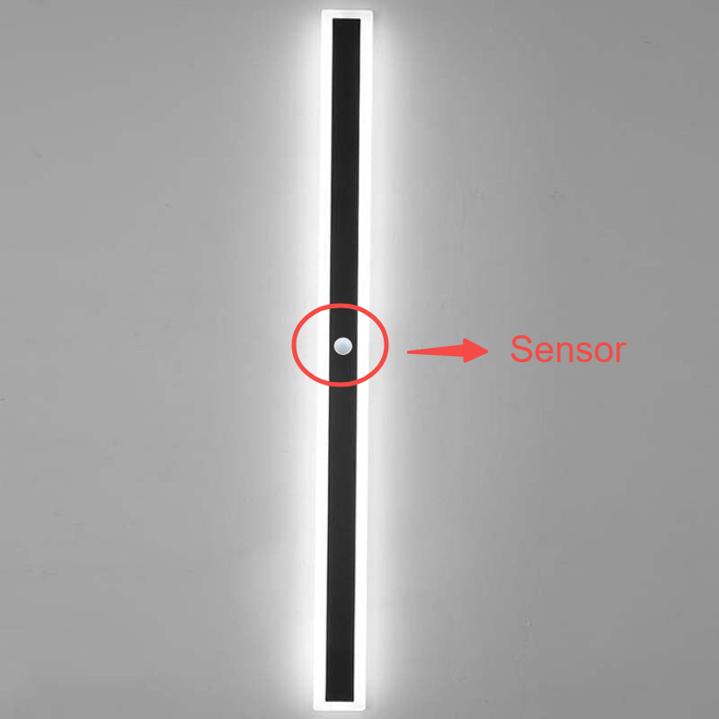 Vynn Linear Outdoor Wall Lamp