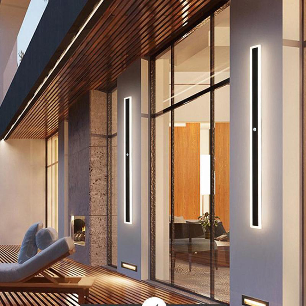 Vynn Linear Outdoor Wall Lamp