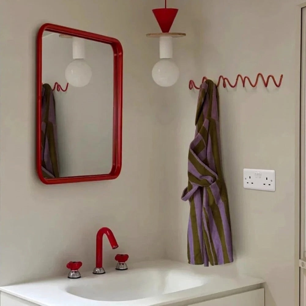 Wave wall-mounted coat rack in iron with 3 or 5 hooks and screws included, 6 colours, 33 or 56 cm