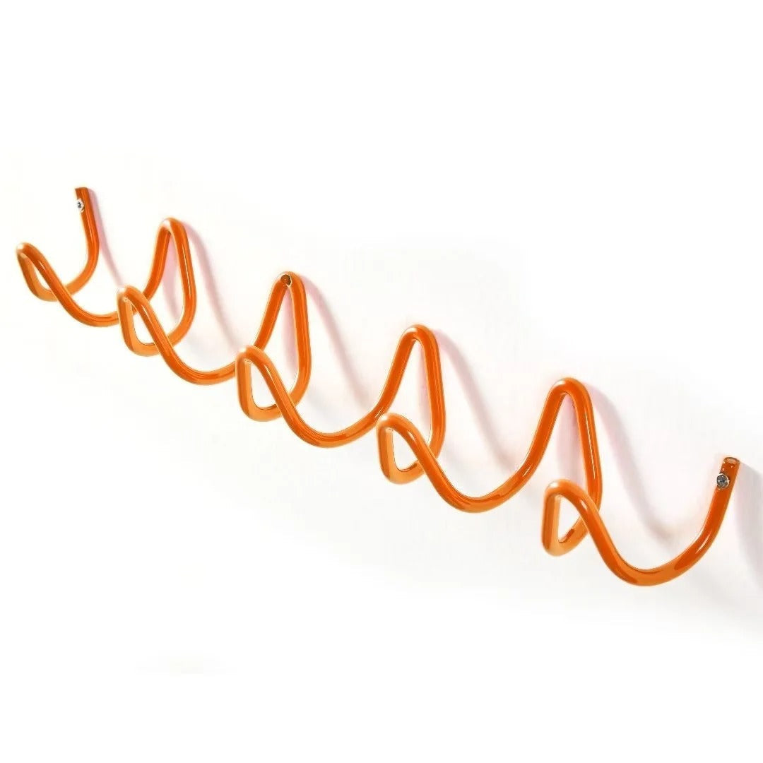Wave wall-mounted coat rack in iron with 3 or 5 hooks and screws included, 6 colours, 33 or 56 cm