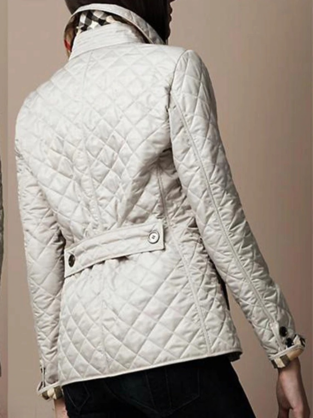 Women's Elegant Quilted Jacket with Classic Turned-Down Collar