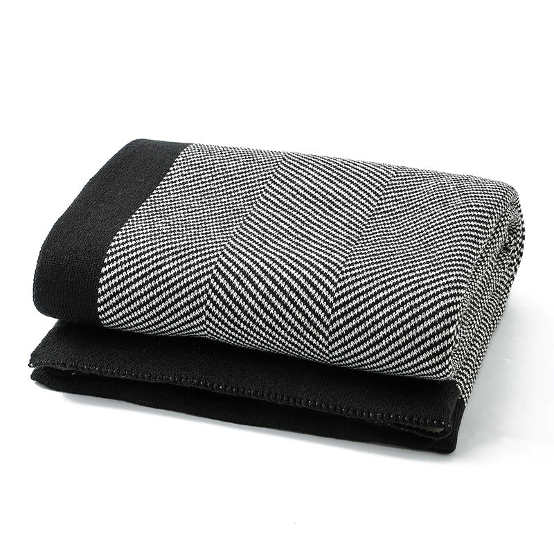 Women's Elegant Snuggle Blanket in Soft Knit with Geometric Pattern