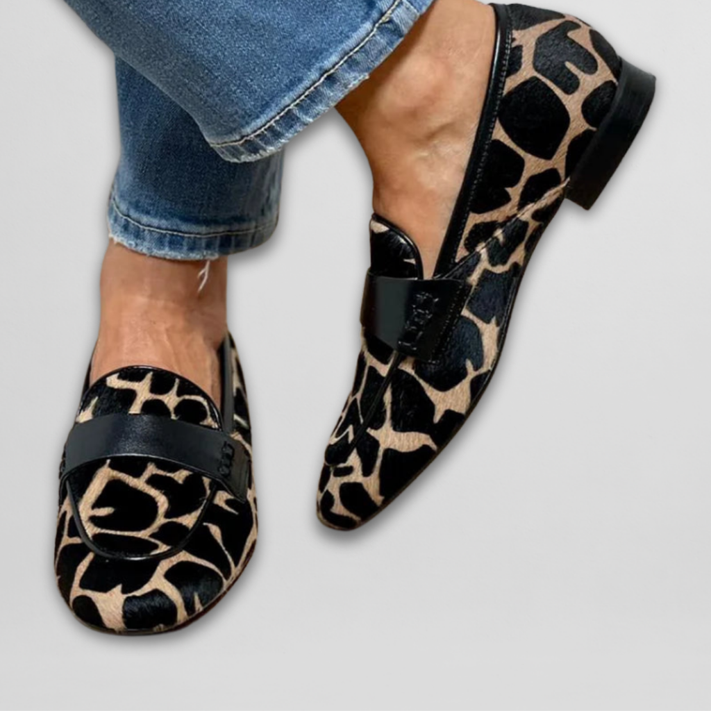 Women's Slip-On Loafers, Giraffe Print, Cushioned Insole