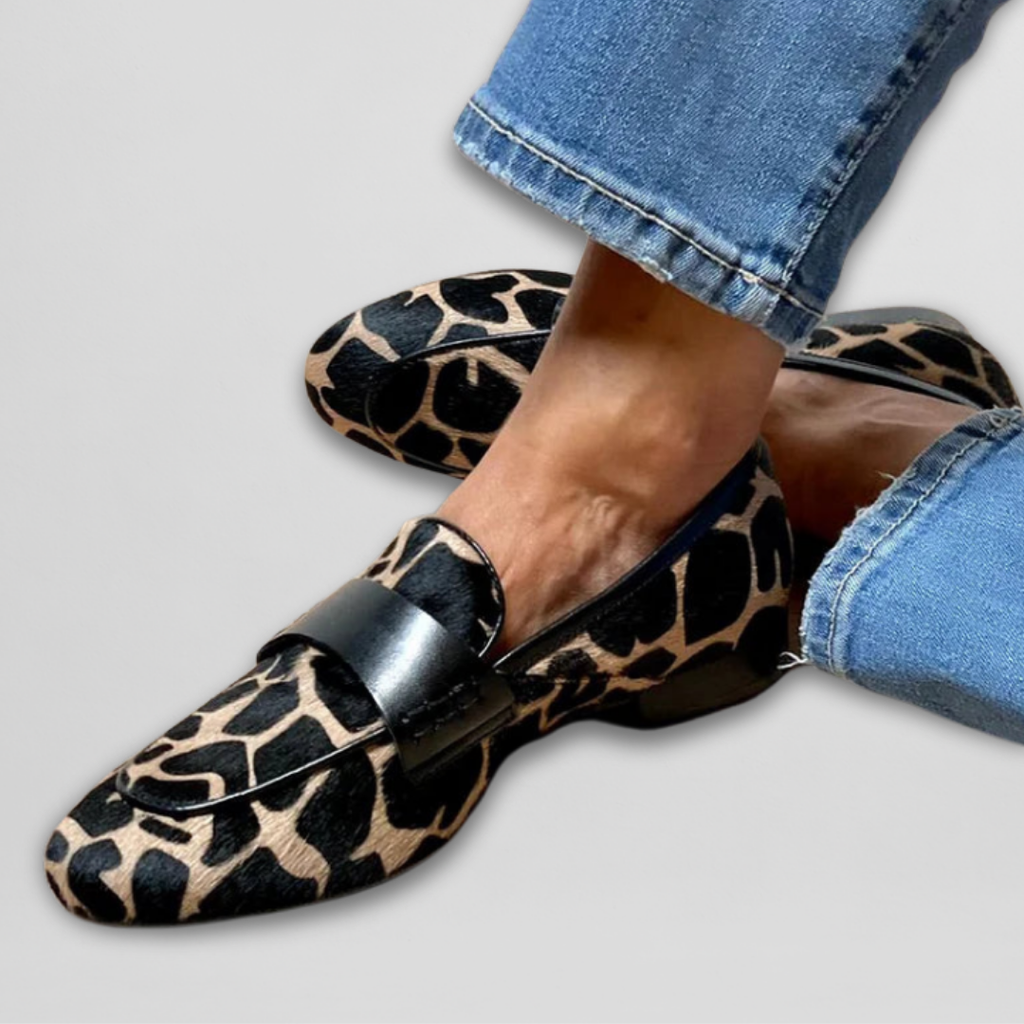 Women's Slip-On Loafers, Giraffe Print, Cushioned Insole