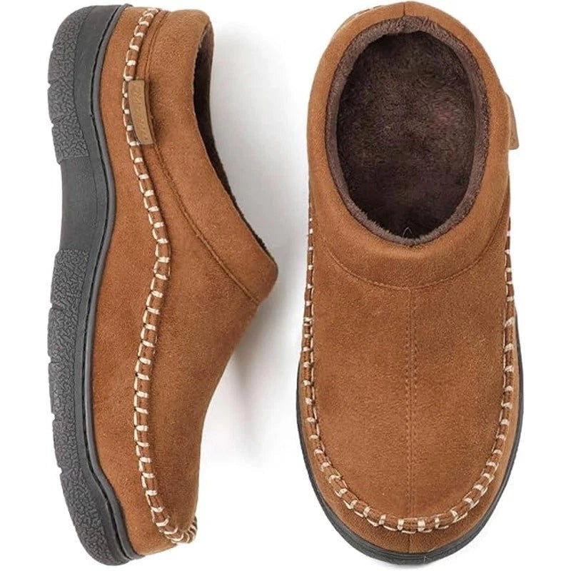 Overhead view of men's orthopaedic moccasin slippers showing closed-toe design