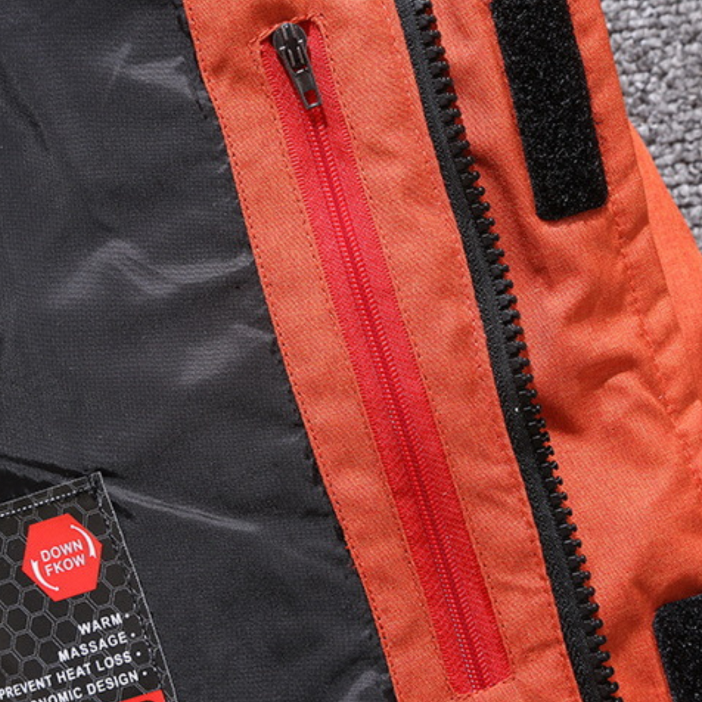 Nordfall Men's Winter Parka collar detail with fleece lining for neck warmth.