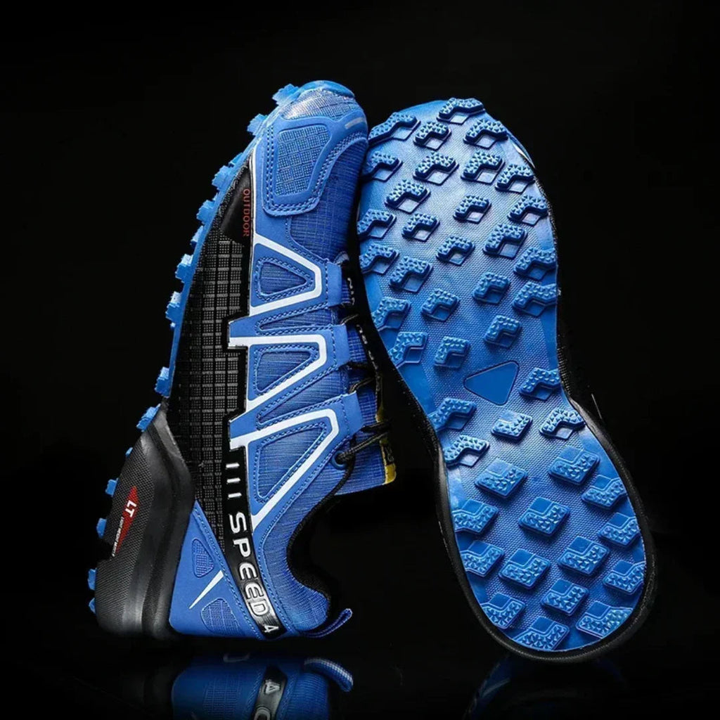 SpeedCross IV trainers toe box close-up showing reinforced protection and spacious design.