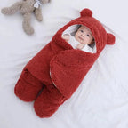 BONEROSHOP sleeping bag Velcro fastening detail, showing easy adjustment for perfect fit as baby grows.