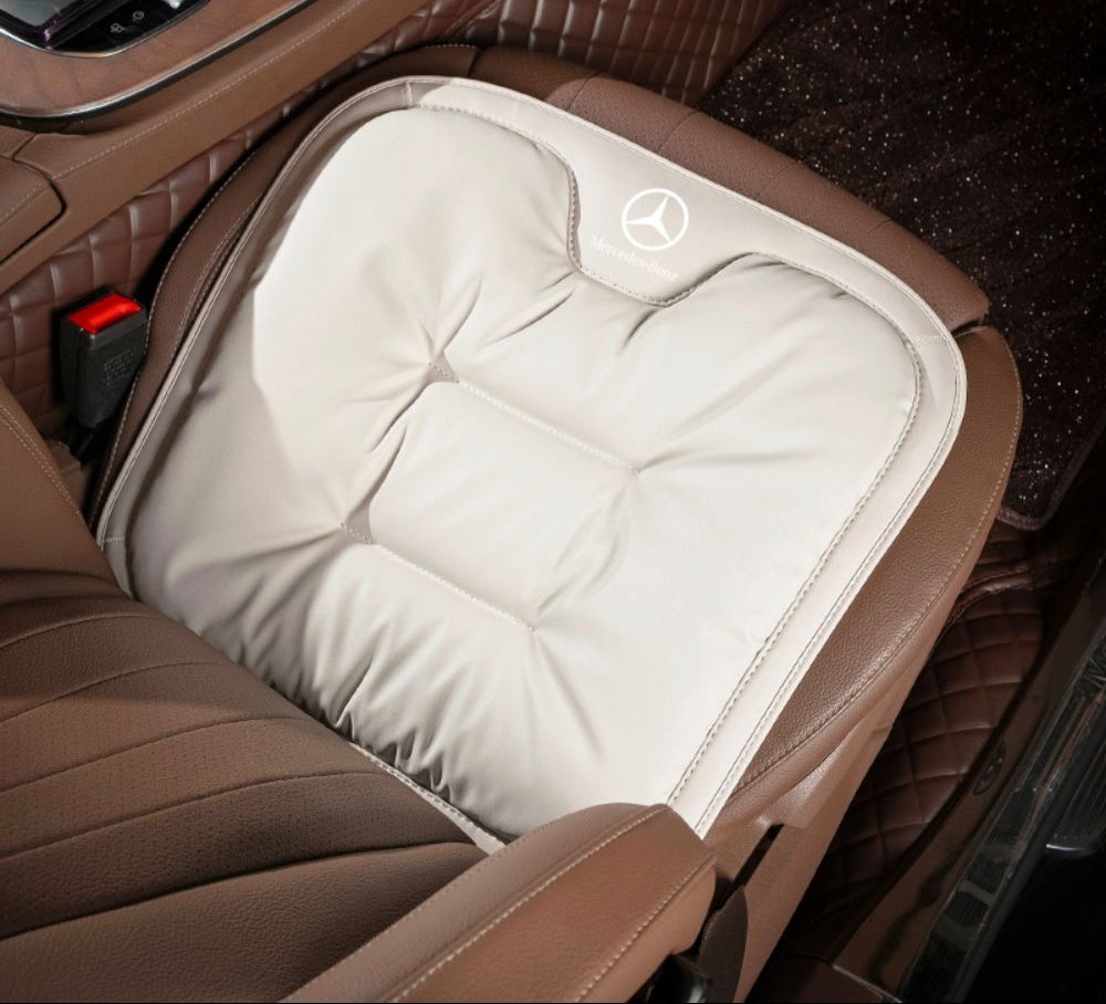 Side view of the Velario car cushion highlighting lumbar support and pressure-relieving shape.